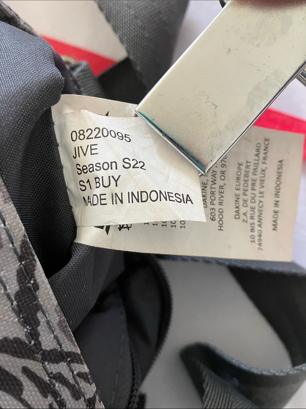 Dakine Jive Crossbody Bag Grey Floral - Picture 9 of 13